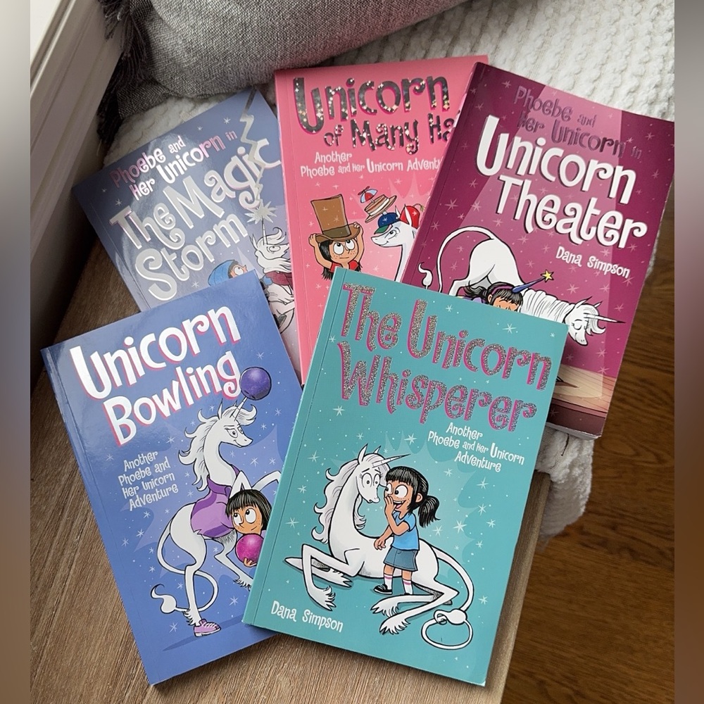 KIDS BOOKS Phoebe and Her Unicorn Book Set 6-10